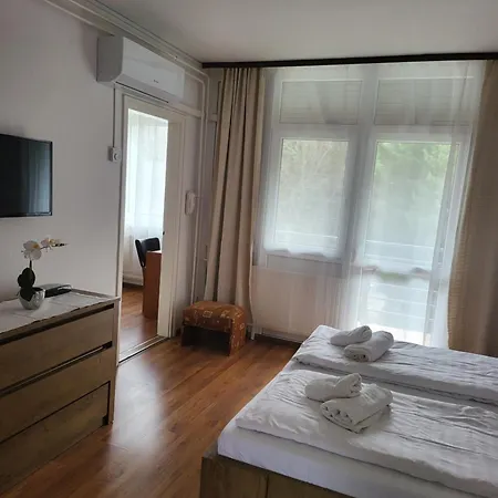 Solar Club Aparthotel 3*